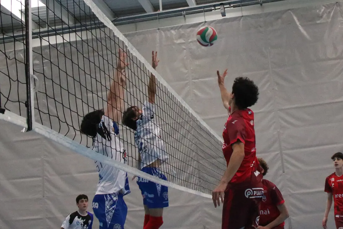 XUV MAS EMEVE-RIVEIRA (3)