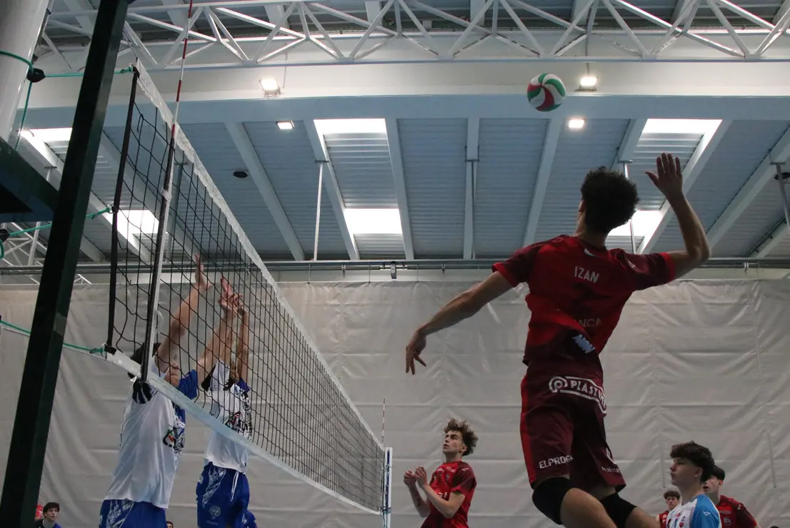 XUV MAS EMEVE-RIVEIRA (6)