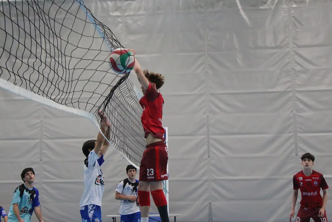 XUV MAS EMEVE-RIVEIRA (7)