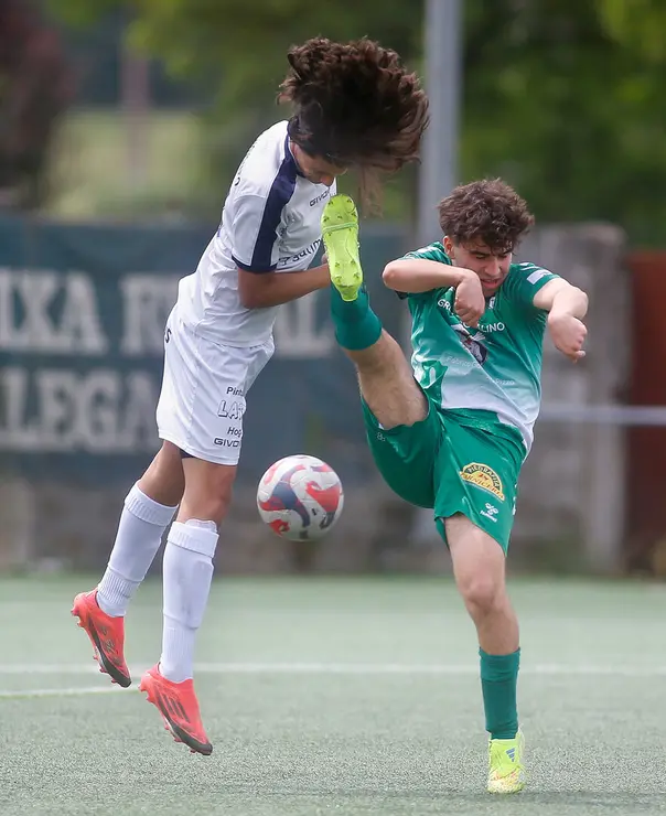 Lugo. Final da Copa Xuvenil de fútbol no Estadio da Cheda entre o San Roque e a SD Sarriana