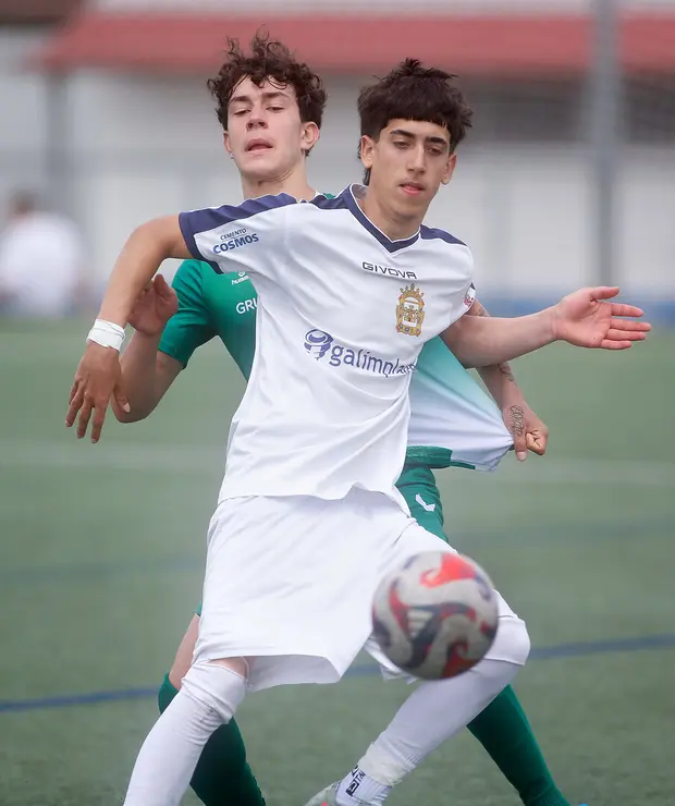 Lugo. Final da Copa Xuvenil de fútbol no Estadio da Cheda entre o San Roque e a SD Sarriana