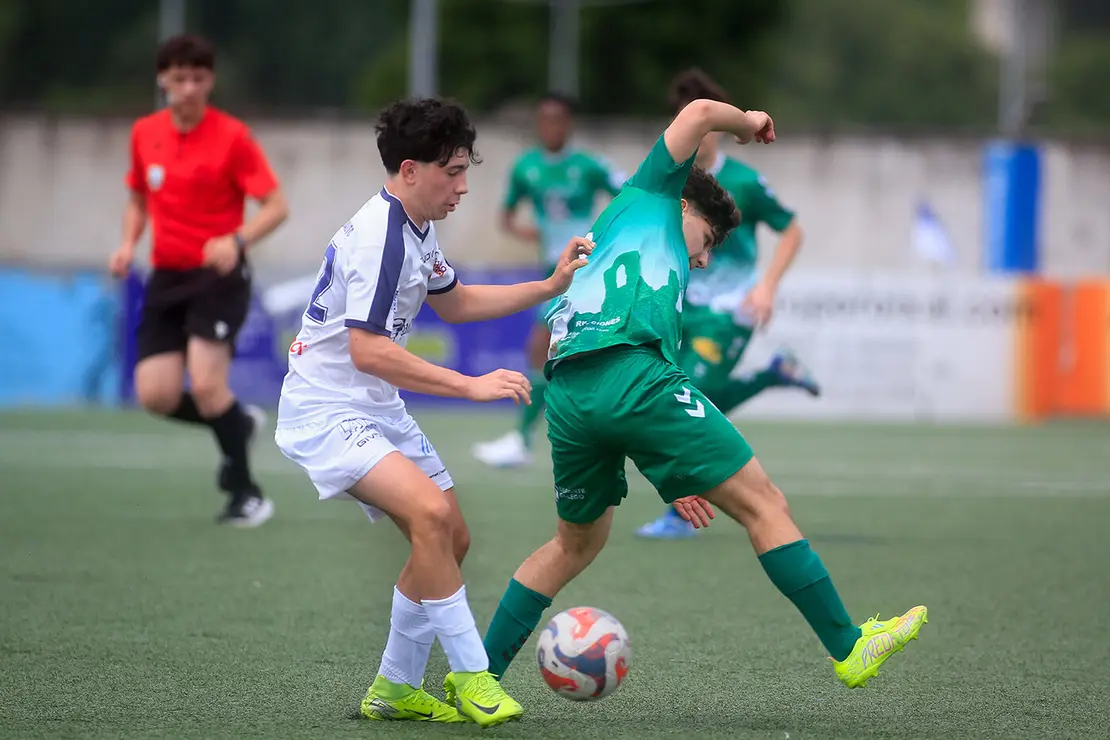 Lugo. Final da Copa Xuvenil de fútbol no Estadio da Cheda entre o San Roque e a SD Sarriana