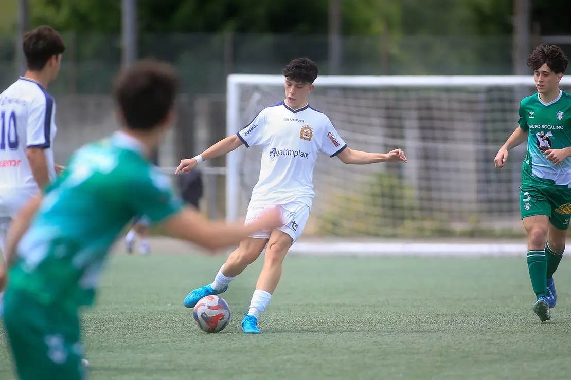 Lugo. Final da Copa Xuvenil de fútbol no Estadio da Cheda entre o San Roque e a SD Sarriana