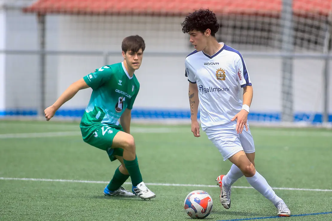 Lugo. Final da Copa Xuvenil de fútbol no Estadio da Cheda entre o San Roque e a SD Sarriana