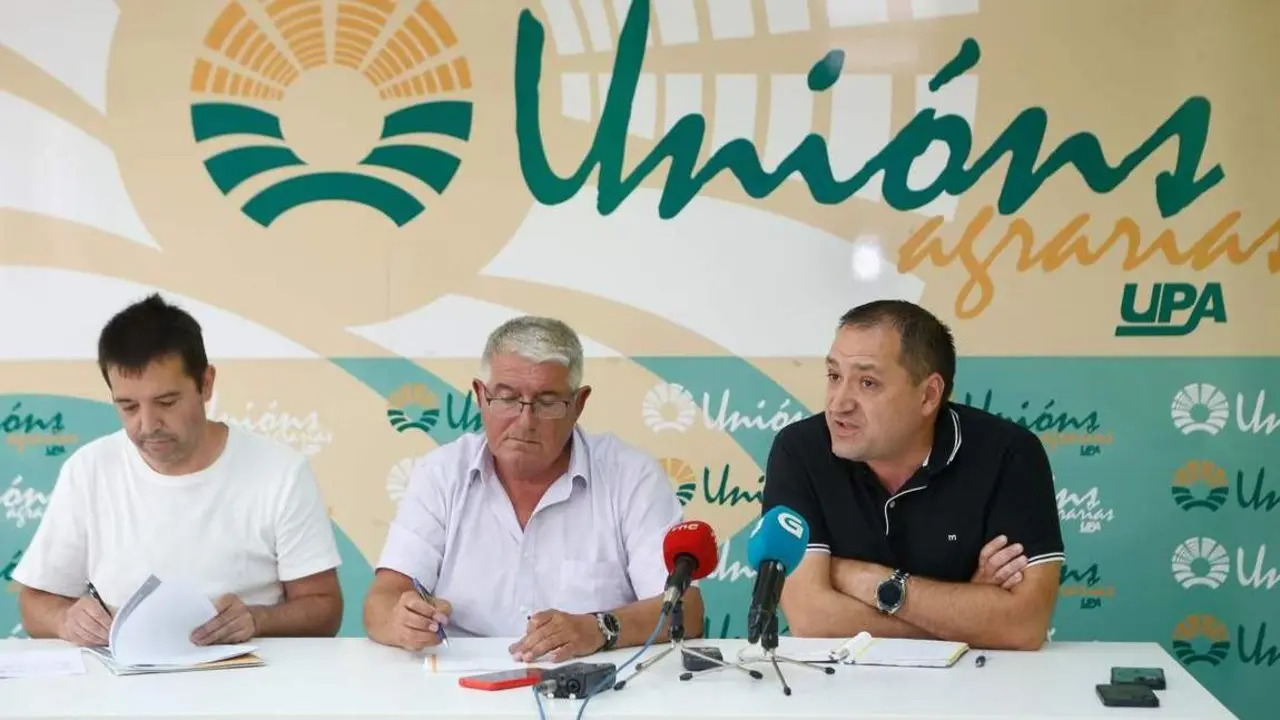 De esquerda a dereita, Óscar Pose, Félix Porto e Miguel Tomé. CARLOS CASTRO