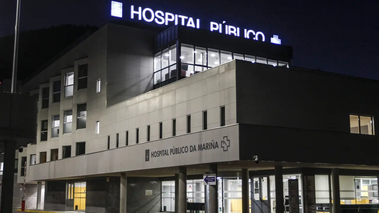 VISTA DEL HOSPITAL PUBLICO DE A MARIÑA-FOTO JM ALVEZ