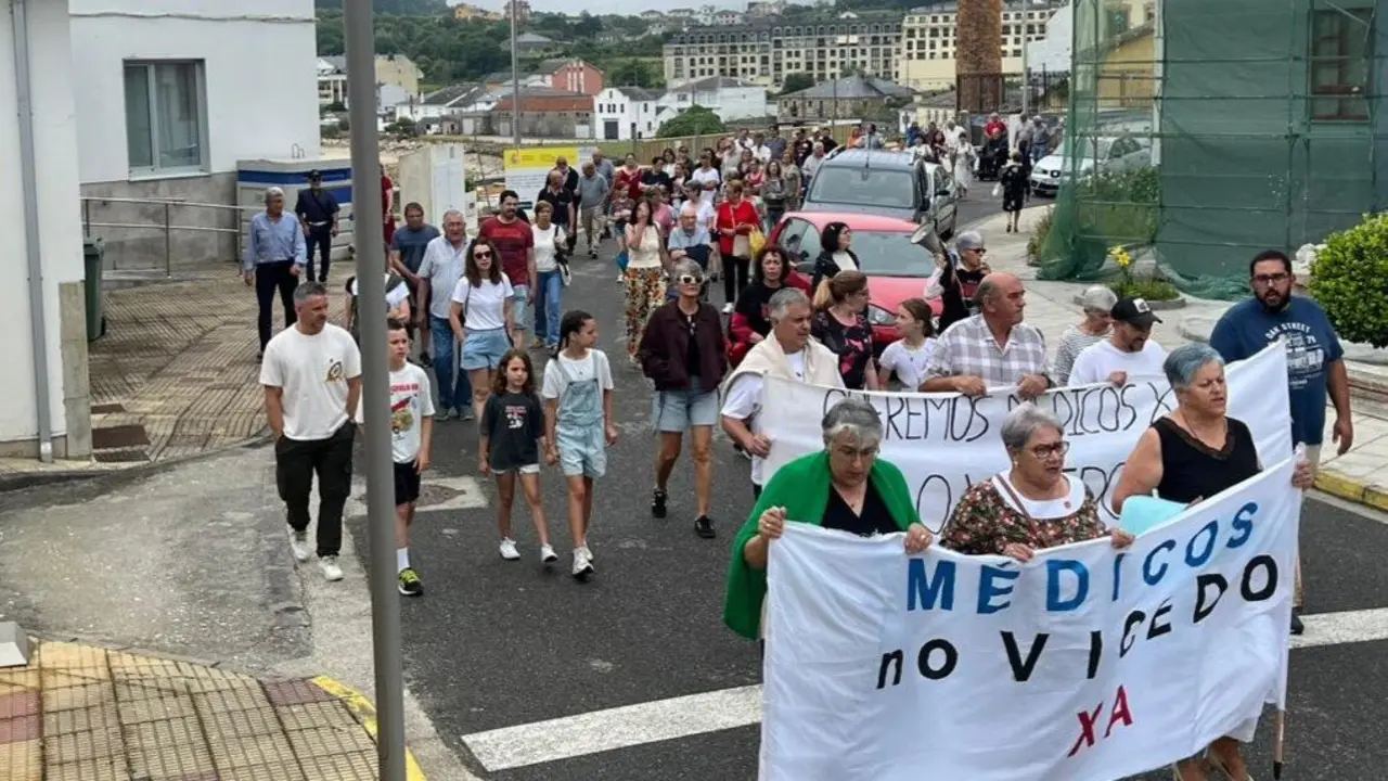 Manifestación de este domingo en O Vicedo. EP