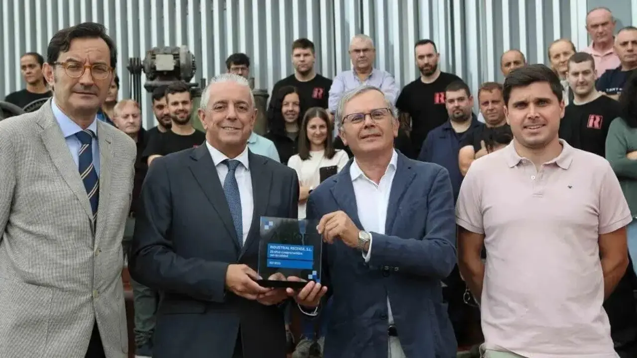 Celebración en Industrial Recense. EP