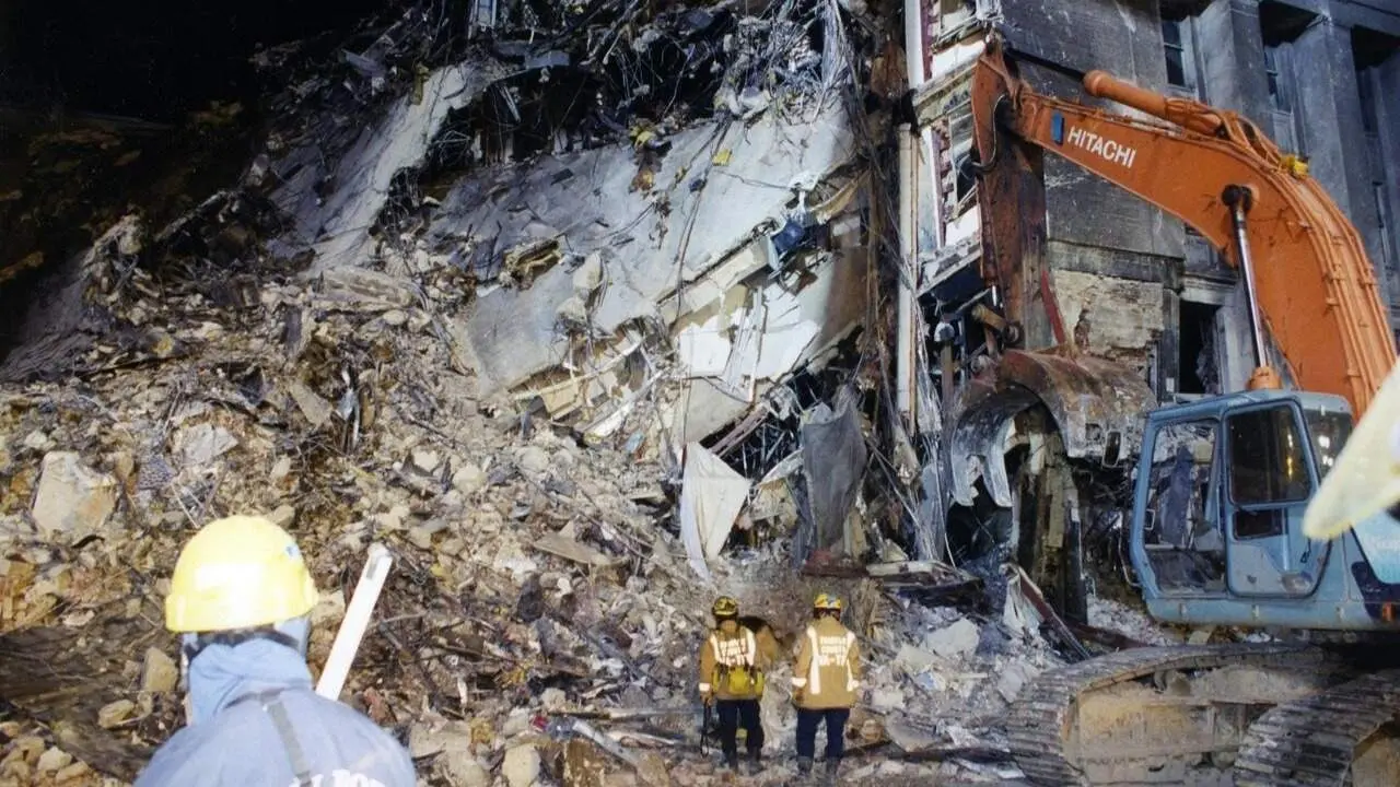 Escombros tralo 11-S. ARQUIVO