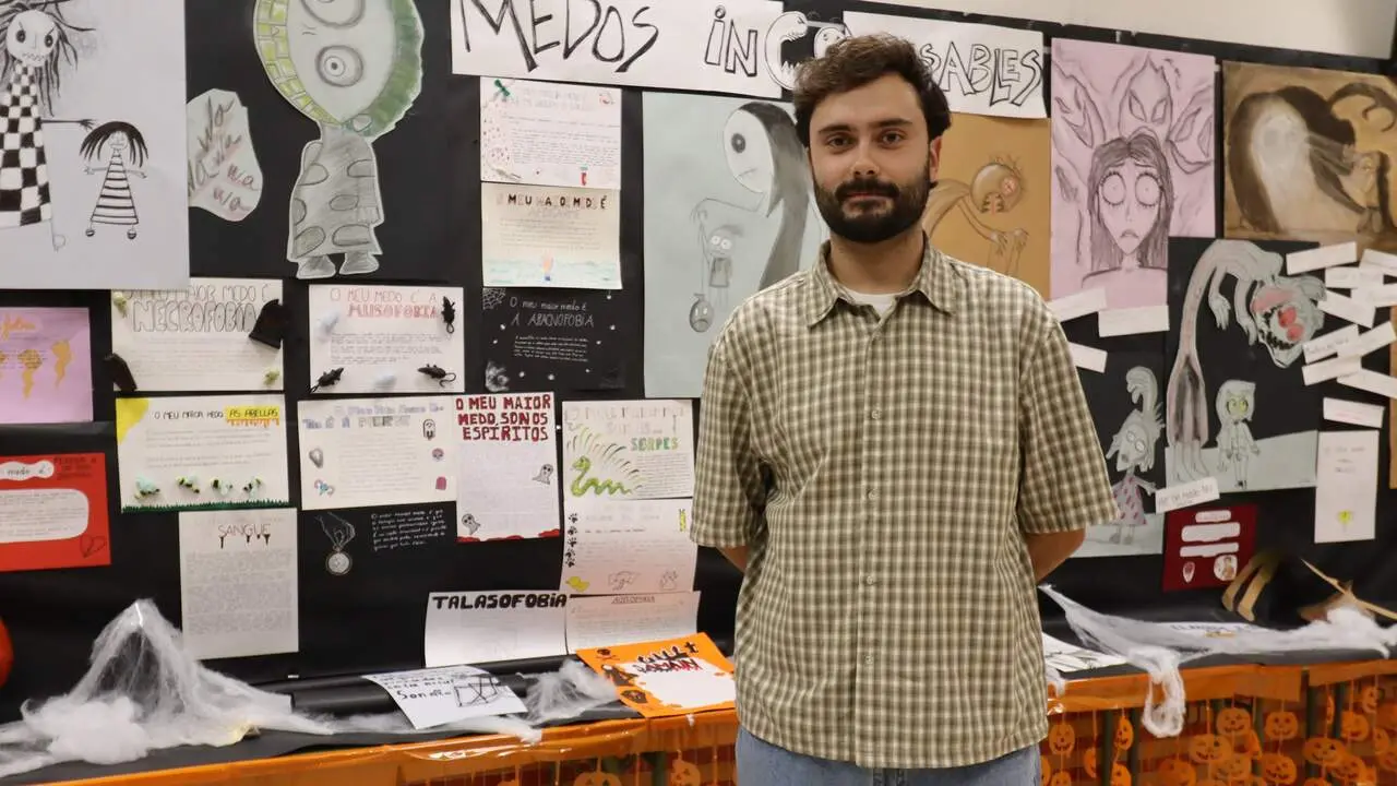 Alexandre Varela, no instituto Río Cabe onde é mestre de Historia. A.RODIL