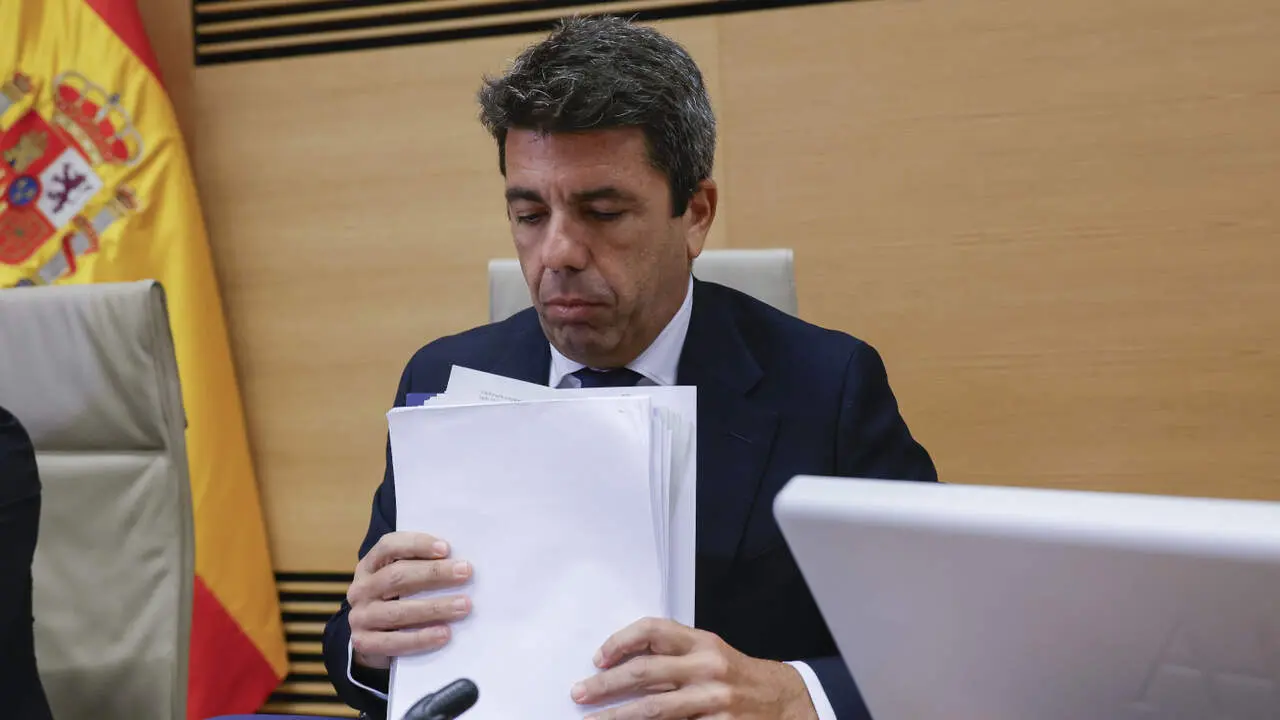 Carlos Mazón, este lunes en la comisión del Congreso. ZIPI (EFE)