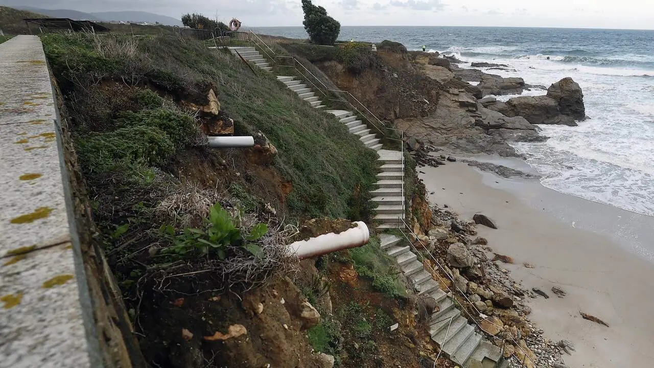 Estado actual de uno de los accesos a San Bartolo. JOSÉ Mª ÁLVEZ